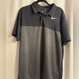New with tags men’s xl Nike golf shirt in gray and black